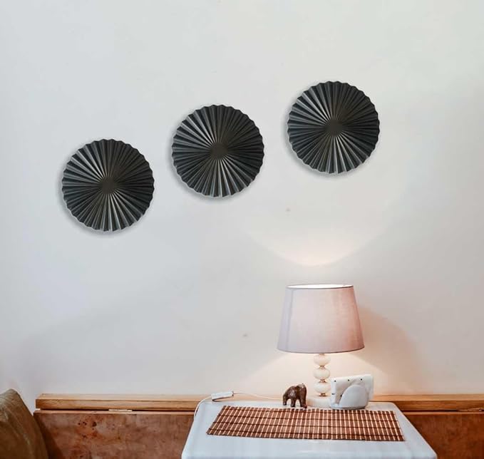 ITrixgan Black Metal Wall Art Decor For Living Room, Wall Hanging Decor Set Above TV Wall Decor, Gothic Room Decor for Bedroom Round Decorative Wall Art, Black Wall Decorations For Home Above Bed