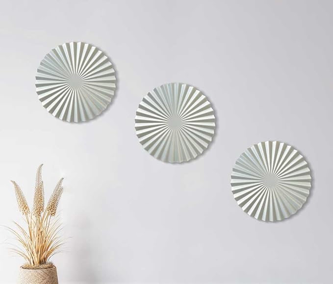 ITrixgan Metal Wall Art Decor, Silver Accents Sunburst Hanging Set for Living Room Bedroom, Set of 3