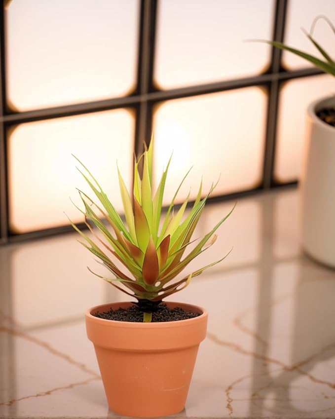 LJY 2 Pieces Realistic Artificial Faux Succulent Yucca Vera Greenhouse Small Plants Unpotted for Home Garden Decoration (Autumn Green)