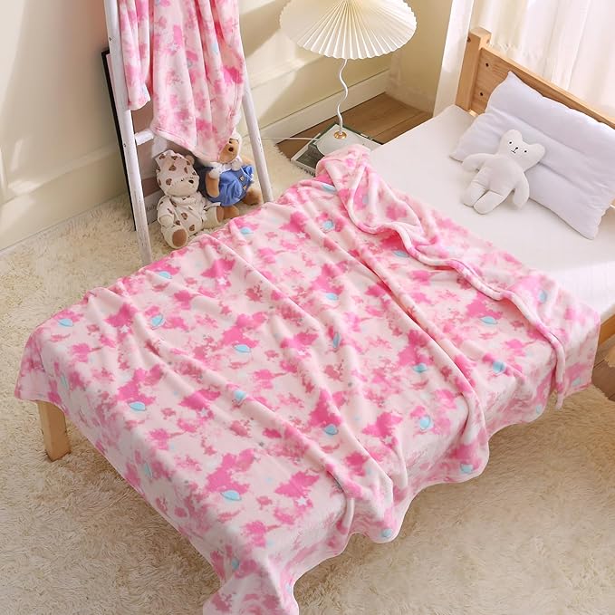 DaysU Plush Flannel Baby Blanket Super-Soft Lightweight, Printed Fleece Baby Blanket for Girls, Oversized Bed Throws for Kids and Children, Pink Space & Star, 50”x60”