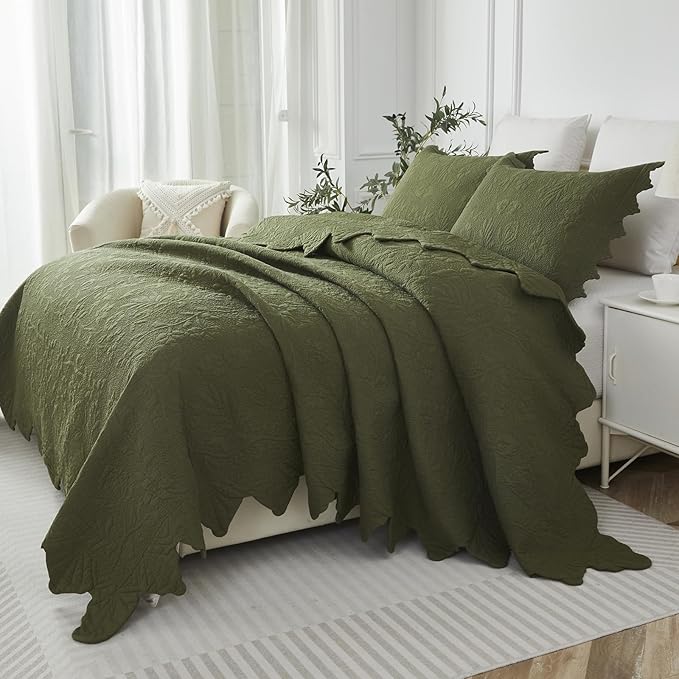 Brandream Queen Size Quilt Set Cotton Green Quilts Luxury Farmhouse Bedding Set Matelasse Coverlet Scalloped Quilt Set 3-Piece