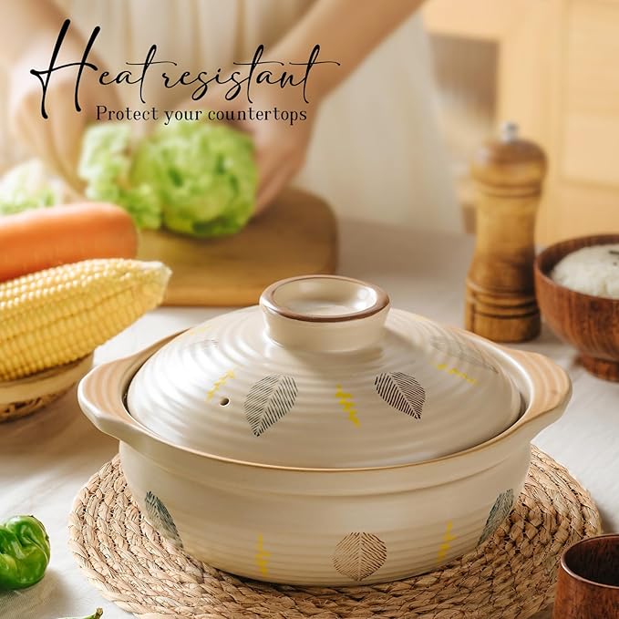 Round Woven Placemats Set of 8, Natural Water Hyacinth Place mats, Rattan Placemats Wicker Placemats Farmhouse Boho Braided Heat Resistant Outdoor Placemat Patio Table Place Mats (13.5 inch Set of 8)