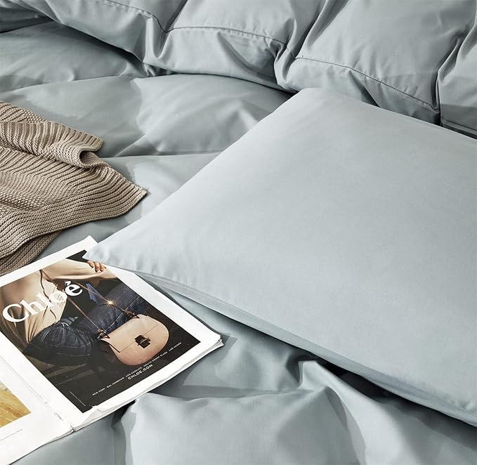 Wellboo Haze Blue Comforter Sets King Solid Light Dusty Blue Bedding Comforters Cotton Women Men Plain Light Blue Bed Quilts Modern Minimalist Greyish Blue Blankets Soft Health Mist Lake Blue Bed Warm