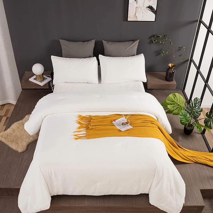 Cottonight White Velvet Comforter Set Queen Plush Fluffy Bedding Comforter Set Full Warm Cozy Super Soft Heavyweight Flannel Comforter Set with 2 Pillowcases Soft Comfy