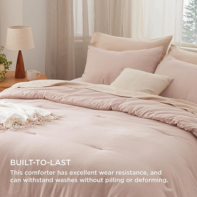 Bedsure Queen Size Comforter Set, Light Pink Soft Prewashed Bedding for All Seasons, 3 Pieces GentleSoft™ Warm Down Alternative Bed Set, 1 Lightweight Comforter (90"x90") and 2 Pillowcases (20"x26")