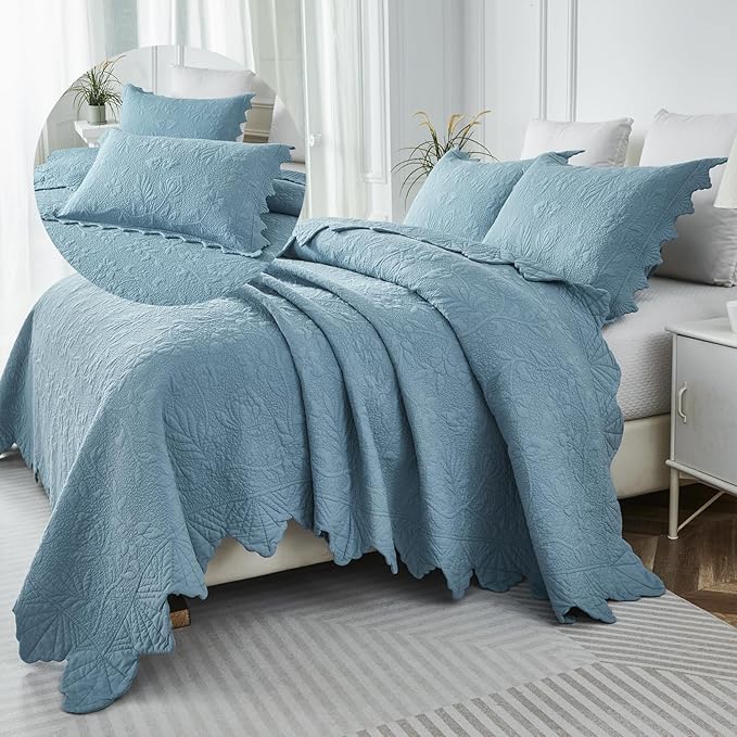 Brandream Queen Size Quilt Set Cotton Bedspread Matelasse Coverlet Set Lightweight Quilt Set Scalloped Edge 3-Piece