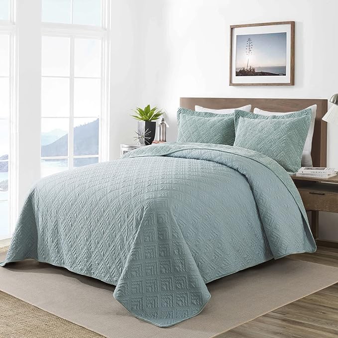 HoneiLife Queen Quilt Bedding Set - 3 Pieces Corduroy Quilt Sets Luxurious Bedspreads Embroidered Coverlets Autumn & Winter Bedding Set All Season Quilts-Mint Green