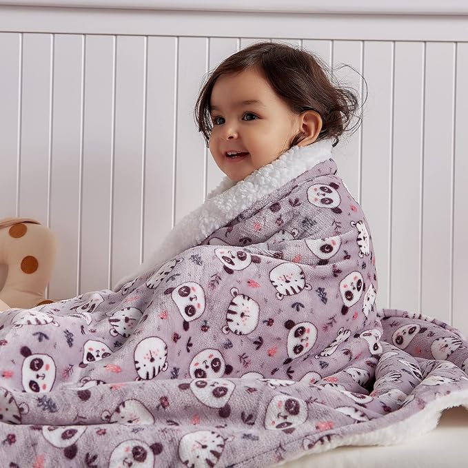 DaysU Plush Flannel Sherpa Baby Blanket for Girls Boys, Portable Reversible Soft Micro Fleece Baby Crib Throw Blanket with Animal Print for Newborn and Nursery, Animal Head, 30"x40"