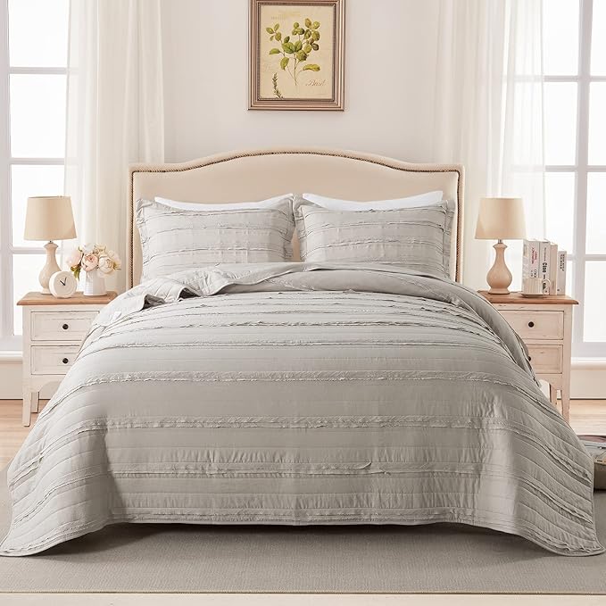 HoneiLife Queen Quilt Bedding Set - 3 Pieces Washed Microfiber Quilt Sets Lightweight Bedspreads Ultra Soft Coverlets Vintage Bed Cover Ruffled Bedding Set All Season Quilts-Sandy