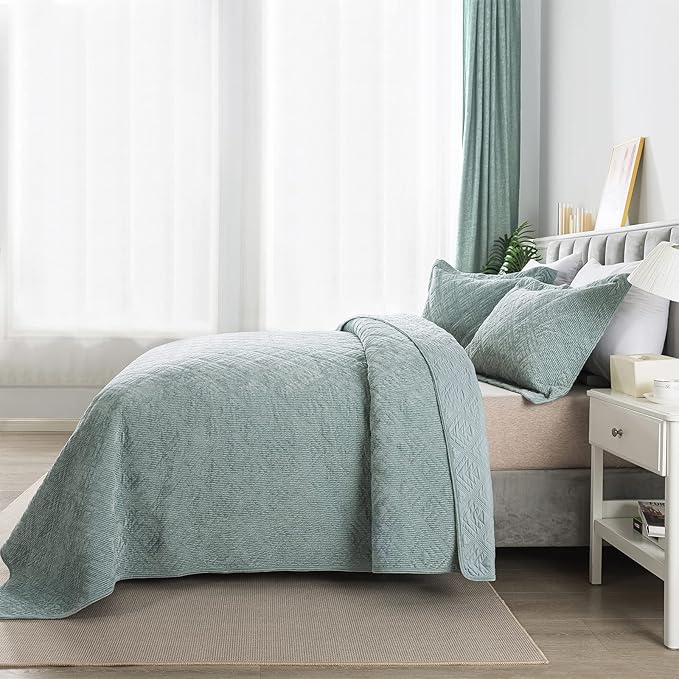 HoneiLife Queen Quilt Bedding Set - 3 Pieces Corduroy Quilt Sets Luxurious Bedspreads Embroidered Coverlets Autumn & Winter Bedding Set All Season Quilts-Mint Green