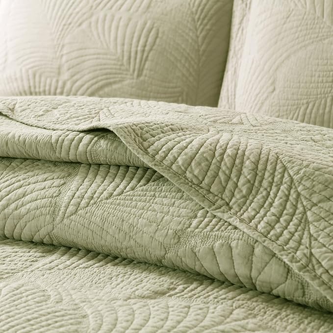 mixinni Green Tropical Palm Tree King Size Quilt Set Soft Cotton Bedspread Coverlet Bed Cover,3-Piece Quilt Set Quilted Bedding Lightweight Coverlet Set -King Size