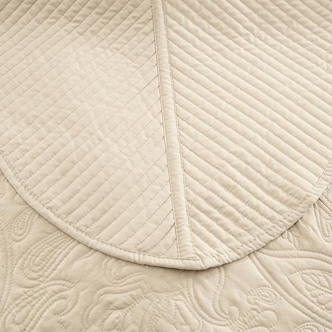 HoneiLife Oversized King Bedspreads - California King Quilt 120x120,4-Piece Cal King Quilt Sets,Rustic Bedding Sets King Size,Reversible Coverlets Lightweight Bed Cover for All Season Use-Khaki