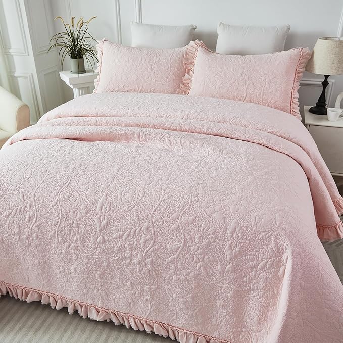 Brandream Queen Size Quilt Set Cotton Light Pink Quilts Shabby Chic Bedding Romantic Ruffle Bedspread Matelasse Coverlet Set 3-Piece