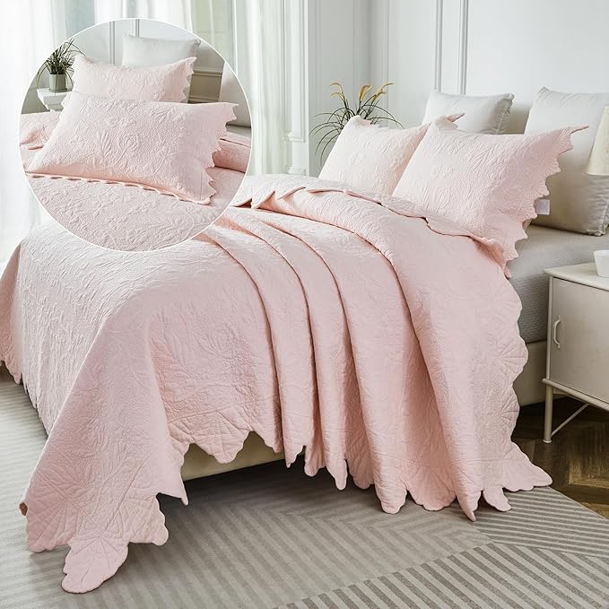 Brandream Queen Size Quilt Set Cotton Light Pink Quilts Farmhouse Bedding Set Matelasse Coverlet Set Scalloped Edge Quilts 3-Piece