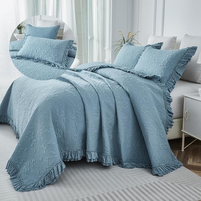 Brandream Queen Size Quilt Set Cotton Blue Quilts Shabby Chic Bedding Romantic Ruffle Bedspread Matelasse Coverlet Set 3-Piece