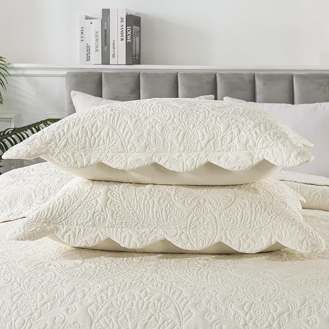 HoneiLife Queen Quilt Bedding Set - Microfiber Quilt Sets for Queen Bed, 3-Piece Lightweight Bedspreads,Reversible Coverlets Rustic Bedlinen Sets, Floral Bedding Set All Season Quilts-Beige