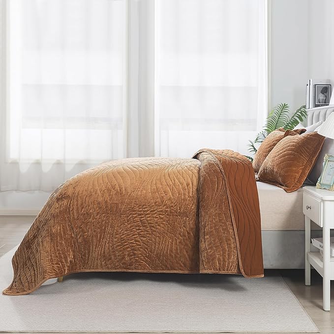 HoneiLife Velvet Quilts Queen Size - Lightweight Bedspreads 3-Pieces, Solid Coverlets Queen Quilt Bedding Sets, Wavy Quilt Sets for All Season Use-Camel
