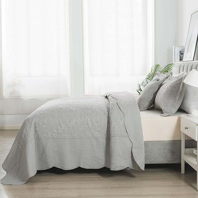 HoneiLife Oversized King Bedspreads - California King Quilt 128x120, 4-Piece Cal King Quilt Sets,Rustic Bedding Sets King Size,Extra Large Coverlets Lightweight Bed Cover for All Season Use-Grey