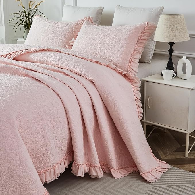 Brandream Queen Size Quilt Set Cotton Light Pink Quilts Shabby Chic Bedding Romantic Ruffle Bedspread Matelasse Coverlet Set 3-Piece