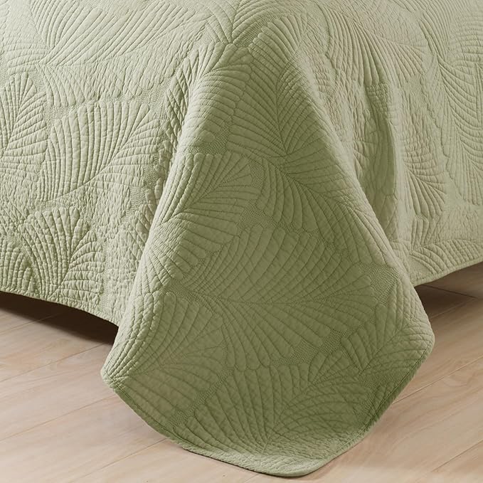 mixinni Green Tropical Palm Tree King Size Quilt Set Soft Cotton Bedspread Coverlet Bed Cover,3-Piece Quilt Set Quilted Bedding Lightweight Coverlet Set -King Size