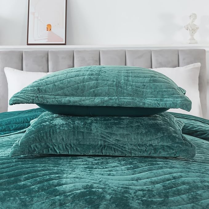 HoneiLife Queen Size Quilt Sets - Velvet Quilt for Queen Beds, Lightweight Bedspreads Solid Coverlets Queen Quilt Bedding Sets 3-Pieces, Blue-Green