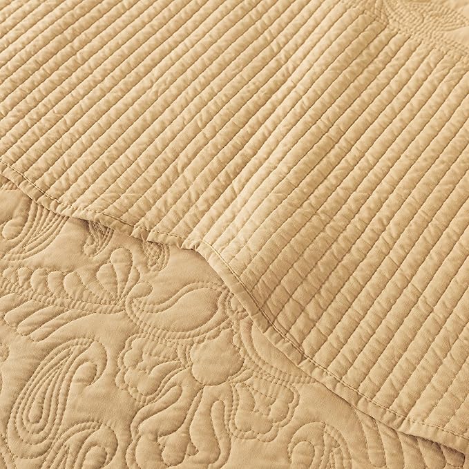 HoneiLife California King Quilt 128x120 - Oversized King Bedspreads 4-Piece,Rustic Bedding Sets Quilted,Reversible Coverlets Lightweight Bed Cover for All Season Use-Yellow