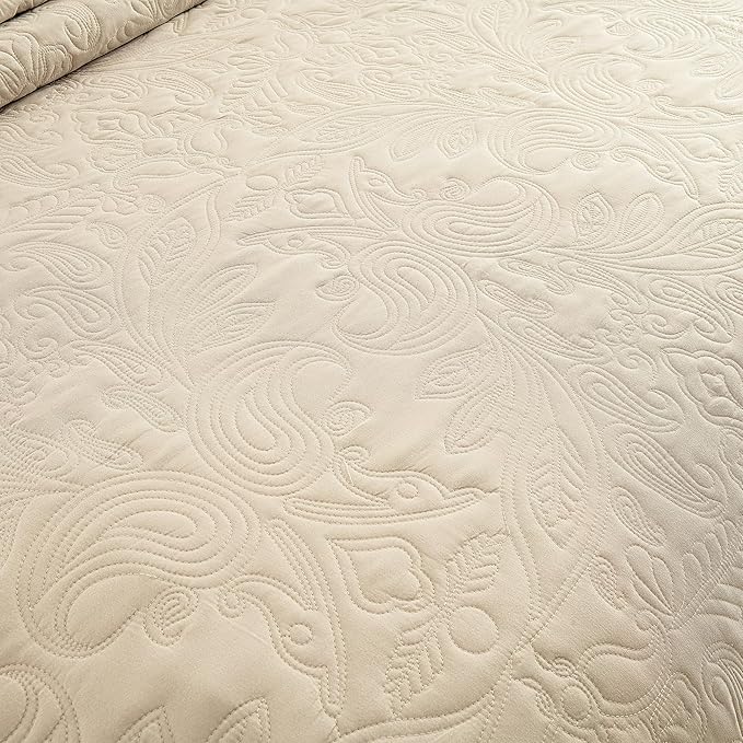 HoneiLife Oversized King Bedspreads - California King Quilt 120x120,4-Piece Cal King Quilt Sets,Rustic Bedding Sets King Size,Reversible Coverlets Lightweight Bed Cover for All Season Use-Khaki