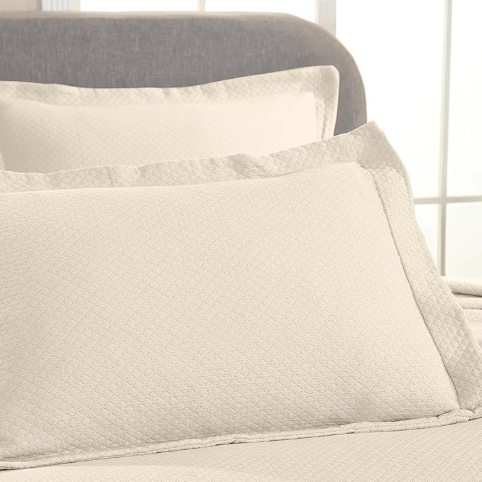 Superior Solitaire Cotton 3 Piece Bedspread Set, Home Bed Decor, Decorative Textured Bed Spread, 2 Pillow Shams, Airy Blanket, Matelasse Coverlet Bedding, All-Season Accent Blanket, Full, Ivory