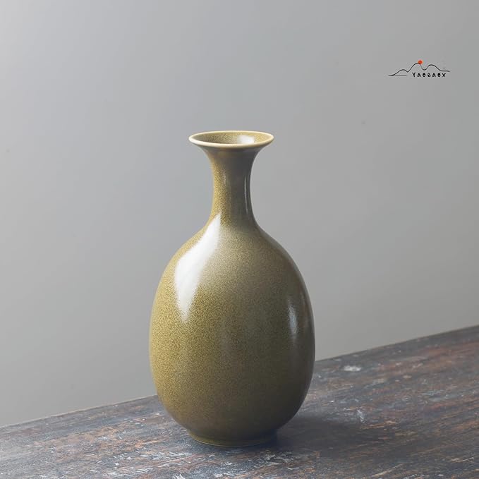 Tea Dust Color Ceramic Vase with Dried Flowers, Handmade in Jingdezhen for Modern Home Decor Office Bookshelf Tables Living Room Bedroom Shelf Decor Entryway Dry Flower Arrangement Ornament