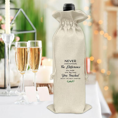 HOIJAUMAI Goodbye Gift for Coworkers, Retirement Gift Wine Bag, Retired Gifts for Men Women, Going Away Goodbye Farewell Gifts for Coworker Friends, Enjoy The Next Chapter Burlap Drawstring Wine Bag