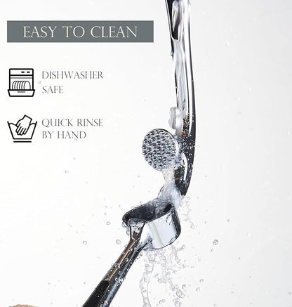 Premium Garlic Press, Professional Garlic Mincer, Easy to Squeeze and Clean, Rust Proof & Dishwasher Safe, Efficient Ginger Crusher - Sliver