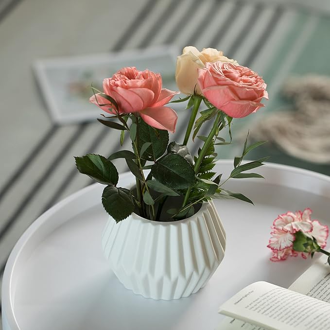4-In Geometric White Ceramic Table Vase - Modern, Bohemian and Minimalist Decorative Centerpiece for Weddings, Dining & Living Rooms, Offices, Coffee Tables, and Interior Design Accessories