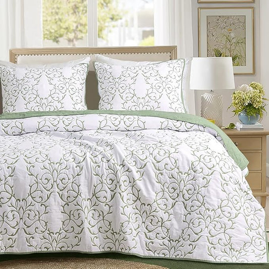 mixinni Quilt Sage Green Queen Size Reversible 3-Piece Sage Green Embroidery Pattern Elegant Quilt Set Queen Size, (1 Quilt,2 Pillow Shams)-All Seasons