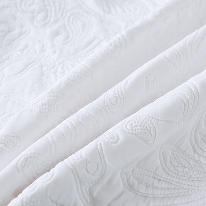 HoneiLife Oversized Queen Bedspreads 110x106- Queen Size Quilt Bedding Sets 3-Piece, Paisley Coverlets Lightweight Bedlinen Set for All Season Use-White