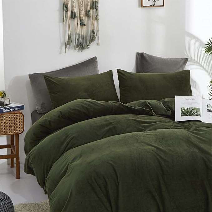 Cottonight Army Green Velvet Comforter Set - Queen Size, Olive Green Plush Fluffy Bedding, Dark Green Blanket, Modern Winter Warm 3 Piece Set for Women & Men