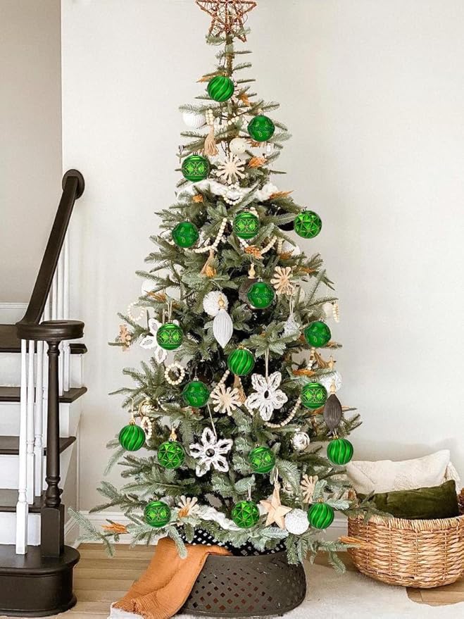 12pcs Green Christmas Ornaments Balls 3.14 inch Glitter Hanging Christmas Tree Ornaments Set for Christmas Decorations Hand Painted Shatterproof Christmas Baubles for Xmas Holiday Party Decor