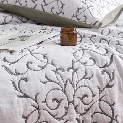 mixinni King Size Quilt 3-Piece Grey Embroidery Floral Pattern Bedspread Coverlet Set, (1 Quilt,2 Pillow Shams)-King Size