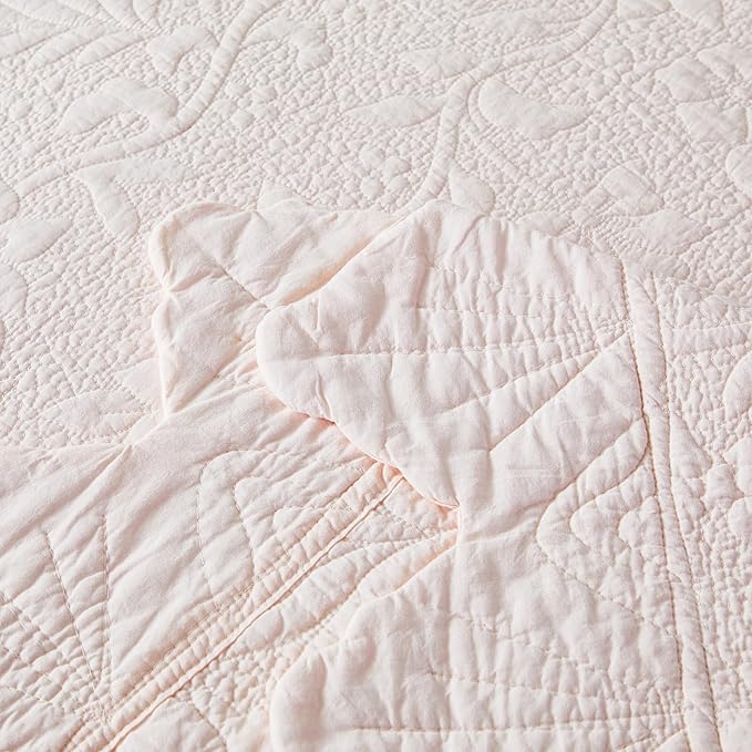 Brandream Queen Size Quilt Set Cotton Light Pink Quilts Farmhouse Bedding Set Matelasse Coverlet Set Scalloped Edge Quilts 3-Piece