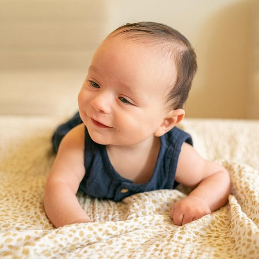 aden + anais Essentials Dream Blanket, Muslin Baby Blankets for Girls & Boys, Ideal Lightweight Newborn Nursery & Crib Blanket, Unisex Toddler & Infant Bedding, Shower & Registry Gift, Giraffe Safari