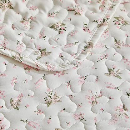 mixinni Floral Quilt Set Queen Cute Pink Flower Printed Quilted Bedding Set, Soft Aesthetic Floral Lightweight Bedspread Coverlet Set with Shams for All Season-(90"x96", 1 Quilt+ 2 Pillow Shams)