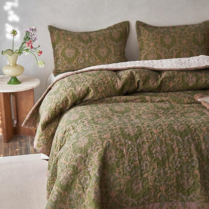mixinni King Size Quilt Bedding Set Green Floral Soft Cotton Double-Layer Vintage Gold Paisley Quilt Set Farmhouse Bedspread Coverlet Sets, 3-Pieces Including Pillow Shams (106x96 Inches)