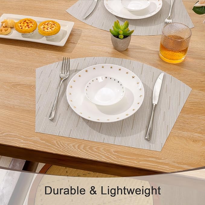 SHACOS Placemats for Round Table Set of 4 Wedge Shaped Placemats Heat Resistant Woven Vinyl PVC Table Mats Wipeable (4, Beige)