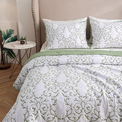 mixinni Quilt Sage Green Queen Size Reversible 3-Piece Sage Green Embroidery Pattern Elegant Quilt Set Queen Size, (1 Quilt,2 Pillow Shams)-All Seasons