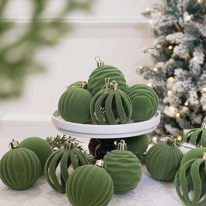 Senjie 3.15inch Christmas Tree Ornaments Velvet Balls,12PCS Flocked Decoration Balls Ornaments Sets for Christmas 2025 Green