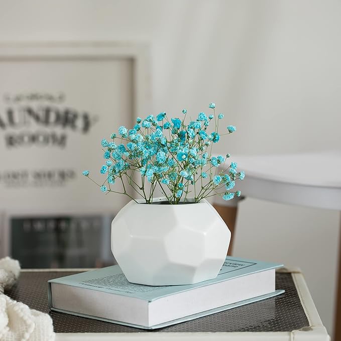 4-In Honeycomb White Ceramic Table Vase - Modern, Bohemian and Minimalist Decorative Centerpiece for Weddings, Dining & Living Rooms, Offices, Coffee Tables, and Interior Design Accessories