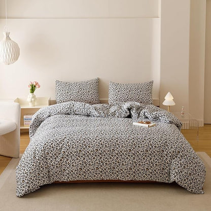 Cottonight Leopard Comforter Set Full Animal Cheetah Print Bedding Set 3 Pieces Leopard Print Comforter Fluffy Soft Bedding Set Kids Teens Full Comforter with 2 Pillowcases