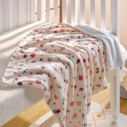 DaysU Plush Flannel Sherpa Baby Blanket for Girls Boys, Portable Reversible Soft Micro Fleece Baby Crib Throw Blanket with Flower Print for Newborn and Nursery, Floral, 30"x40"