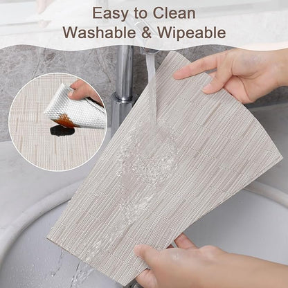 SHACOS Placemats for Round Table Set of 4 Wedge Shaped Placemats Heat Resistant Woven Vinyl PVC Table Mats Wipeable (4, Beige)