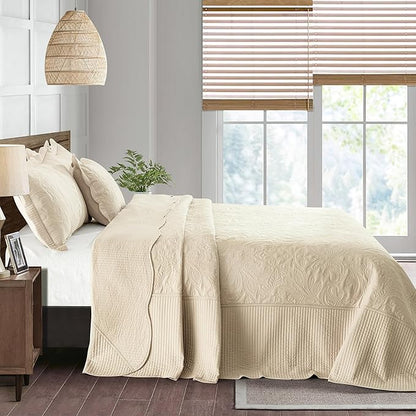 HoneiLife Oversized King Bedspreads - California King Quilt 120x120,4-Piece Cal King Quilt Sets,Rustic Bedding Sets King Size,Reversible Coverlets Lightweight Bed Cover for All Season Use-Khaki