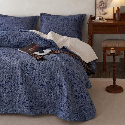 mixinni Navy Blue Floral King Size Quilt Set Soft Cotton Double-Layer Neutral Style Paisley Quilt Bedding Set Farmhouse Bedspread Coverlet Sets, 3-Pieces Including Pillow Shams (106x96 Inches)